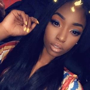 Meet your Posher, Brianna